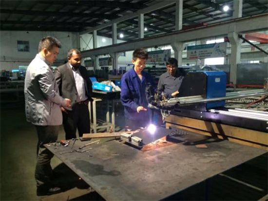 Placa de corte de plasma CNC de boa calidade prezo de fábrica en China