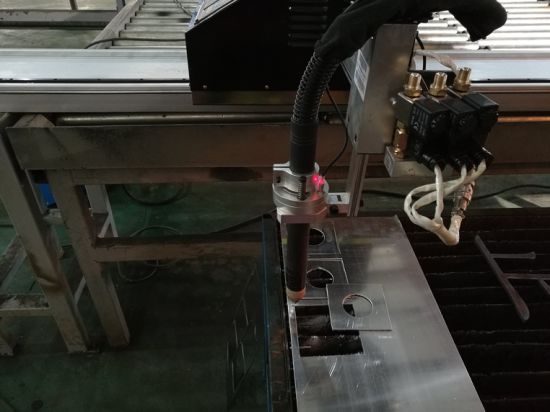 máquina CNC de control de corte de plasma / chama